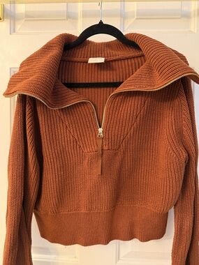 Varley Rust Ribbed Half-Zip Turtleneck Sweater